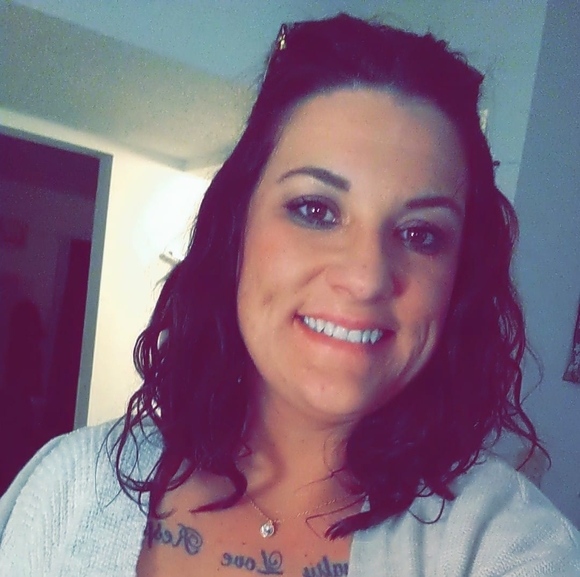 Meet your Posher, Brittany - Picture 1 of 1